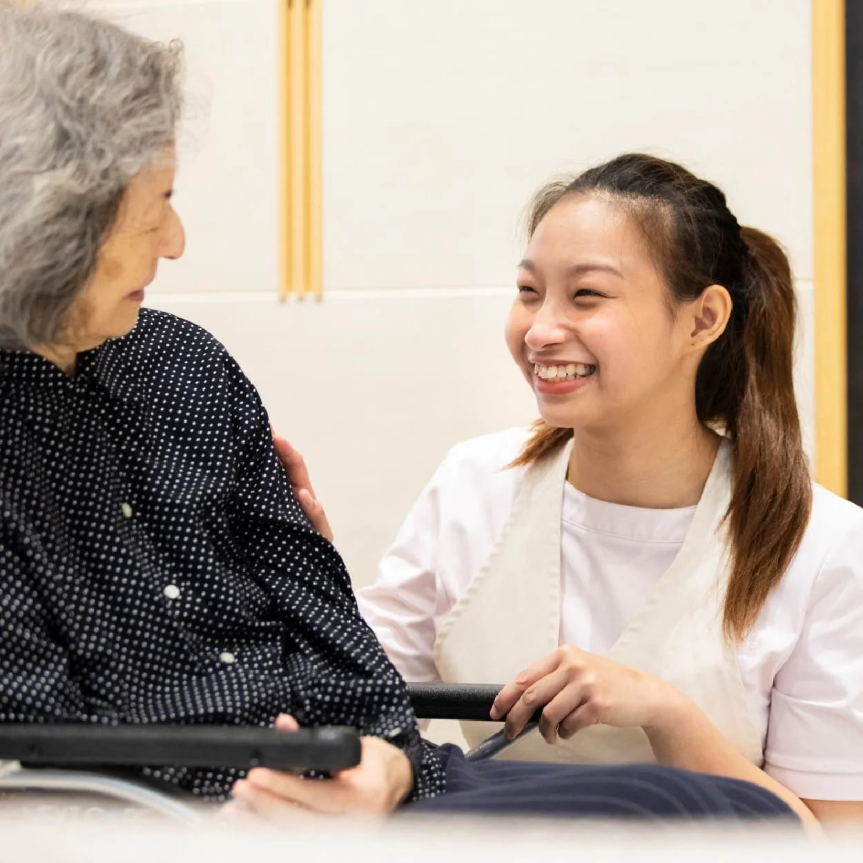 介護分野で働く外国人材